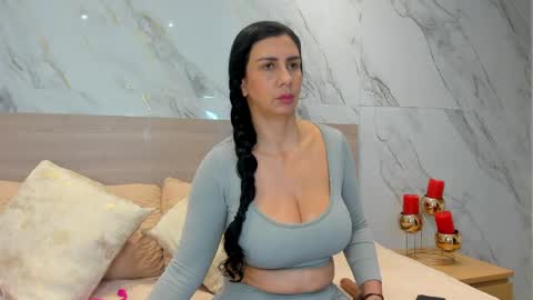 Snapshot of jhasly_am chatting on June 2026 12:05:02 PM jhasly online show from June 2026 12:05:02 PM
