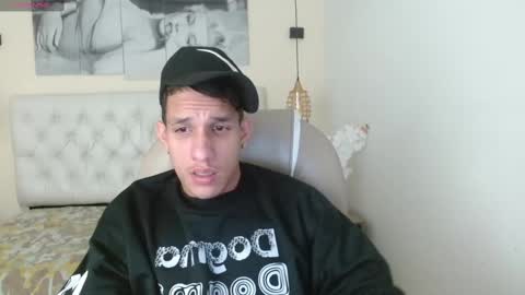 Snapshot of jheidertwink chatting on December 2024 07:26:01 AM Jheider R. online show from December 2024 07:26:01 AM