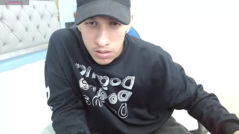 Snapshot of jheidertwink chatting on December 2024 03:40:02 AM Jheider R. online show from December 2024 03:40:02 AM