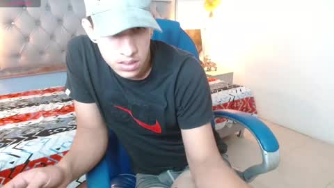 Snapshot of jheidertwink chatting on December 2024 12:26:02 AM Jheider R. online show from December 2024 12:26:02 AM