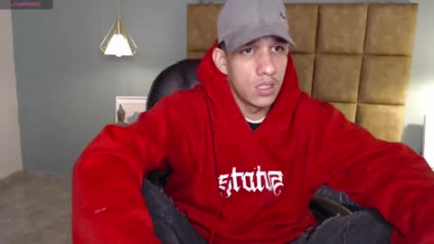 Snapshot of jheidertwink chatting on December 2024 03:38:02 AM Jheider R. online show from December 2024 03:38:02 AM