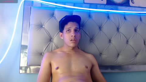 Snapshot of jheidertwink chatting on February 2025 06:30:01 AM Jheider R. online show from February 2025 06:30:01 AM