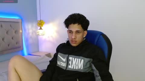 Snapshot of jheidertwink chatting on February 2025 06:02:01 AM Jheider R. online show from February 2025 06:02:01 AM