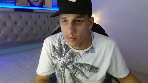 Snapshot of jheidertwink chatting on February 2025 03:52:02 AM Jheider R. online show from February 2025 03:52:02 AM