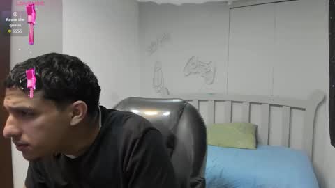 Snapshot of jheidertwink chatting on December 2025 03:11:01 AM Jheider R. online show from December 2025 03:11:01 AM