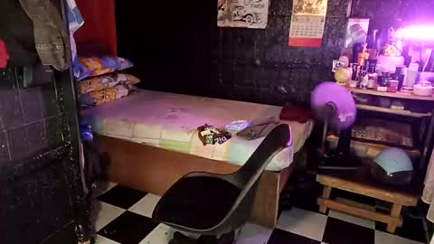 jherry26 online show from October 2025 03:00:02 PM