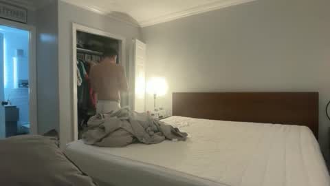 jhfromqueens online show from November 2025 02:33:02 AM