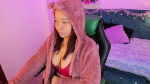 Snapshot of jhiinny_brownn chatting on December 2024 03:40:01 AM Jhiinny online show from December 2024 03:40:01 AM