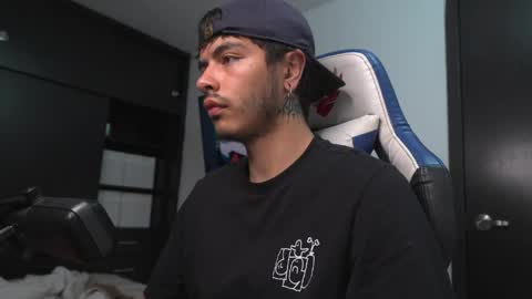 Snapshot of jhn_morghan chatting on April 2026 04:23:02 AM Morghan online show from April 2026 04:23:02 AM