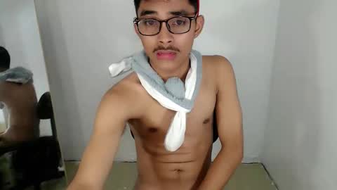 Snapshot of jhnxxnaughty_ chatting on December 2025 04:02:02 PM Johnny online show from December 2025 04:02:02 PM