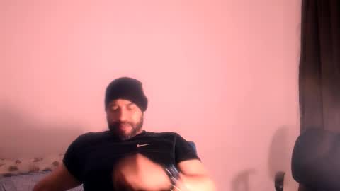 Snapshot of jho173027 chatting on November 2025 04:28:02 AM En moreno online show from November 2025 04:28:02 AM