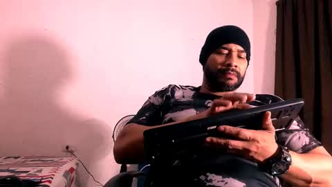 Snapshot of jho173027 chatting on November 2025 07:19:01 AM En moreno online show from November 2025 07:19:01 AM