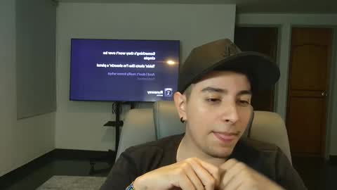 Jhoan Saenz online show from October 2025 05:10:01 AM