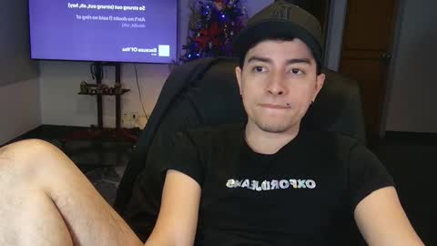 Jhoan Saenz online show from November 2025 04:39:02 AM