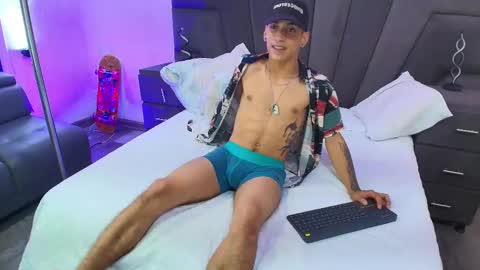 jhoanleandro online show from February 2025 07:37:01 AM