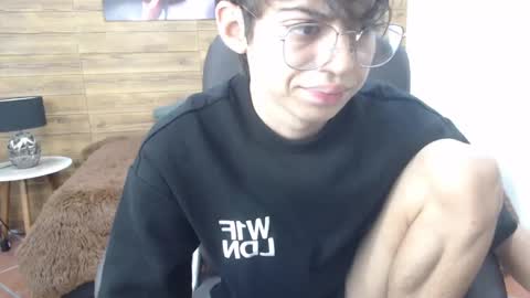 Jhoel online show from March 2025 12:41:01 PM