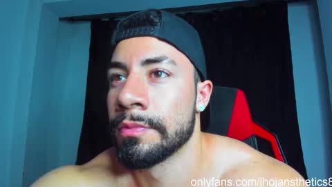 Snapshot of jhojansthetics chatting on March 2026 03:32:02 AM Jhojan Strong online show from March 2026 03:32:02 AM