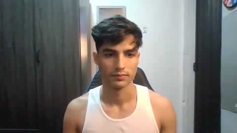 Snapshot of jhon_2000s chatting on December 2024 08:09:02 AM jhon online show from December 2024 08:09:02 AM