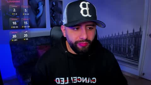 John Bear.... online show from November 2025 11:18:02 AM