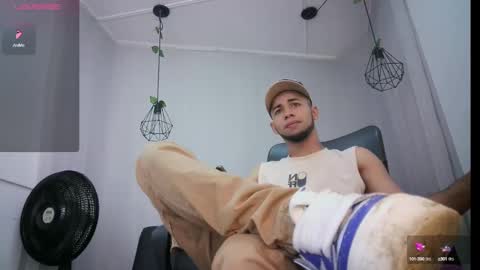 jhon_malo online show from February 2025 05:41:01 AM