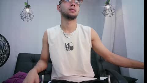 jhon_malo online show from March 2025 03:46:02 AM