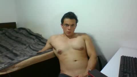 jhon_walkersky online show from December 2025 04:00:02 AM