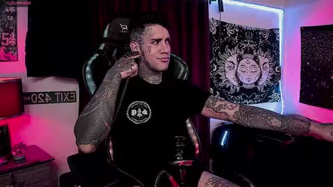 jhonny_ackerman online show from December 2024 04:32:02 AM