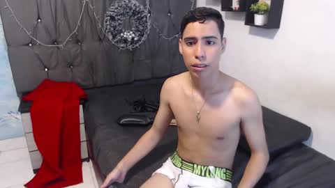 Snapshot of jhonny_latinboy chatting on January 2025 05:50:02 AM Jhonny online show from January 2025 05:50:02 AM