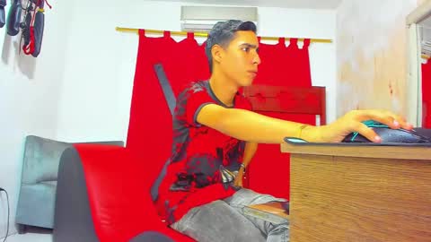 Snapshot of jhonny_latinboy chatting on January 2025 02:51:01 AM Jhonny online show from January 2025 02:51:01 AM