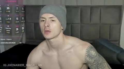 Jhonaiker online show from September 2025 01:28:01 AM