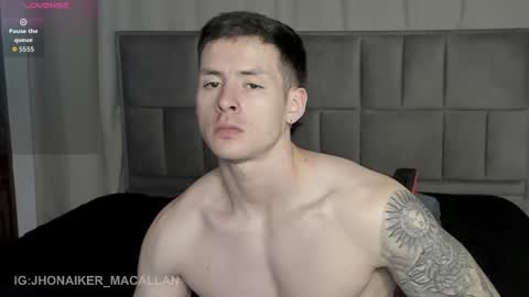 Jhonaiker online show from September 2025 11:19:01 PM