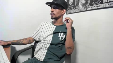 jhonson821 online show from December 2025 07:36:02 AM