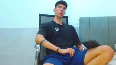 Snapshot of jhony_sex3 chatting on May 2026 07:02:02 AM jhony_sex3 online show from May 2026 07:02:02 AM