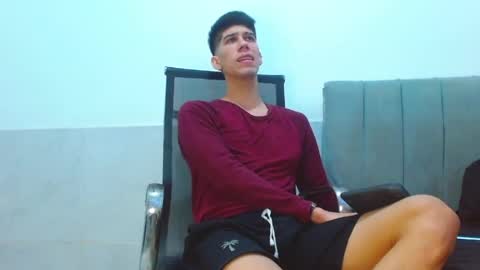 Snapshot of jhony_sex3 chatting on June 2026 07:43:01 AM jhony_sex3 online show from June 2026 07:43:01 AM