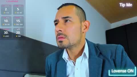 Snapshot of jhonyalzate chatting on October 2025 11:26:02 PM Jhony Alzate online show from October 2025 11:26:02 PM