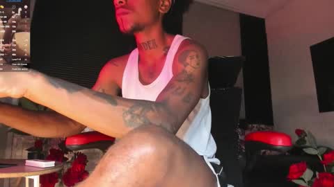 jhonymiller online show from November 2025 07:51:02 PM