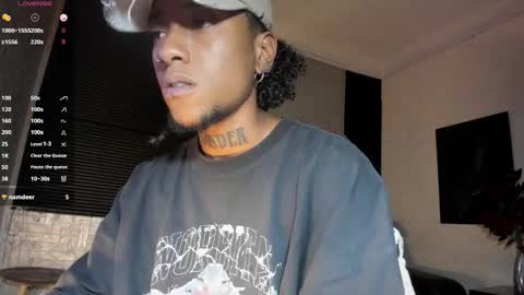 jhonymiller online show from March 2026 08:15:01 PM