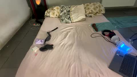 Anya online show from February 2026 07:15:01 AM