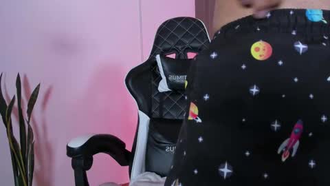 Jhors online show from September 2025 12:11:01 AM