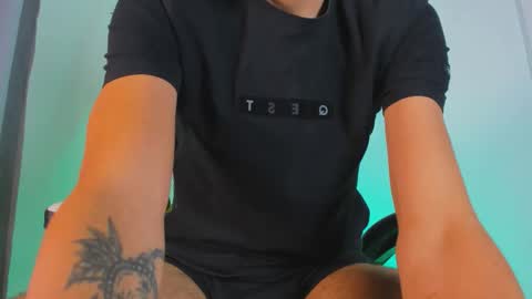 Jhors online show from October 2025 01:41:02 AM