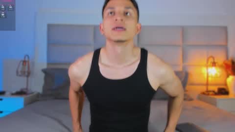 Jhosua Hunt online show from November 2025 04:04:01 AM