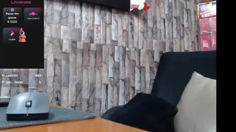 jhosuamoore2 online show from January 2026 12:24:01 AM