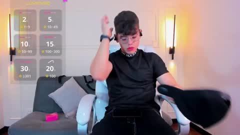 jhoumod_21 online show from September 2025 10:38:02 AM