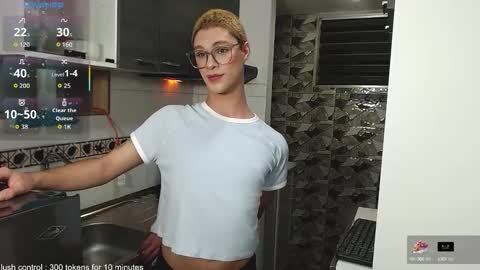 Snapshot of jhuan_cute chatting on October 2025 12:19:02 AM Jhuan Nhez online show from October 2025 12:19:02 AM