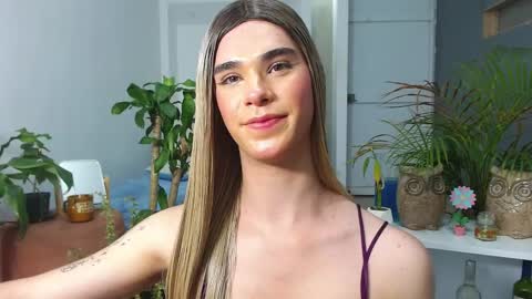 Snapshot of jhuan_cute chatting on April 2026 03:36:02 AM Jhuan Nhez online show from April 2026 03:36:02 AM