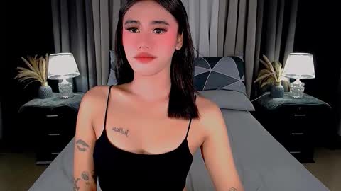 jhuliana_and_charles_room online show from September 2025 02:00:01 AM