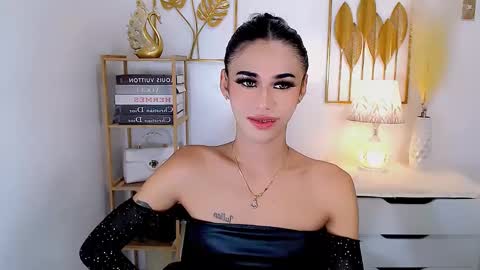 Snapshot of jhulianagrey chatting on December 2024 05:37:01 AM julie online show from December 2024 05:37:01 AM