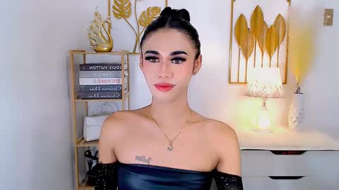 Snapshot of jhulianagrey chatting on December 2024 08:22:01 AM julie online show from December 2024 08:22:01 AM