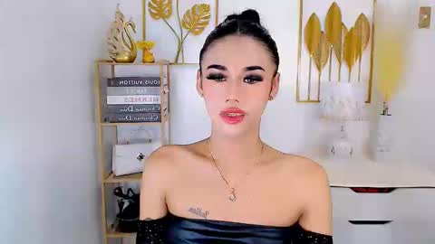 Snapshot of jhulianagrey chatting on December 2024 08:08:02 AM julie online show from December 2024 08:08:02 AM