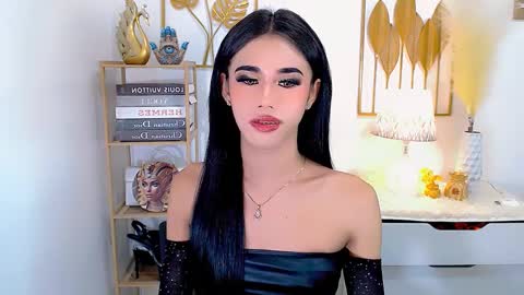 Snapshot of jhulianagrey chatting on December 2024 03:26:02 AM julie online show from December 2024 03:26:02 AM